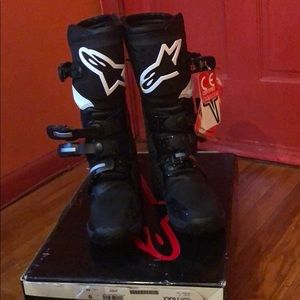 Alpinestars Tech 3 Black Boots  Size 9 NWT and Box